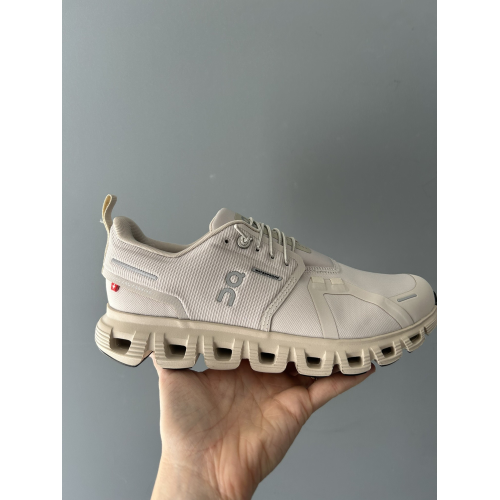 ON CLOUD 6 WATERPROOF PEARL-CREAM