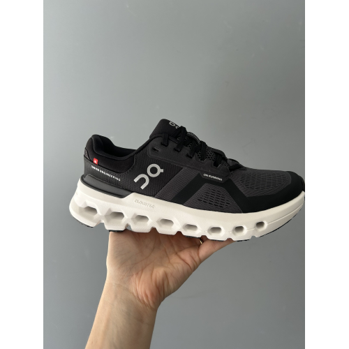 CLOUDRUNNER 2 ECLIPSE-BLACK ON RUNNING